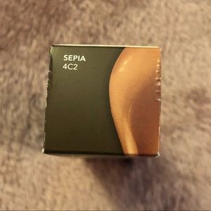 BECCA Ultimate Coverage 24 Hour Foundation